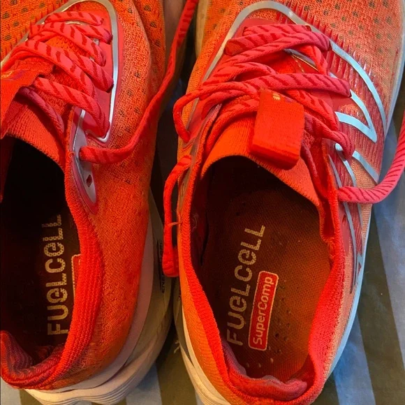 New balance fuel cell supercomp - Picture 4 of 10